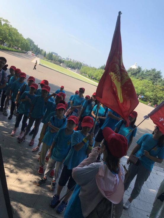 D:\儿子资料\小学\三年级\新闻稿\你是我的英雄-雨花烈士陵园游20190721\IMG_4828.JPG