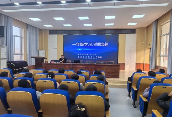 6390147084185644538800932