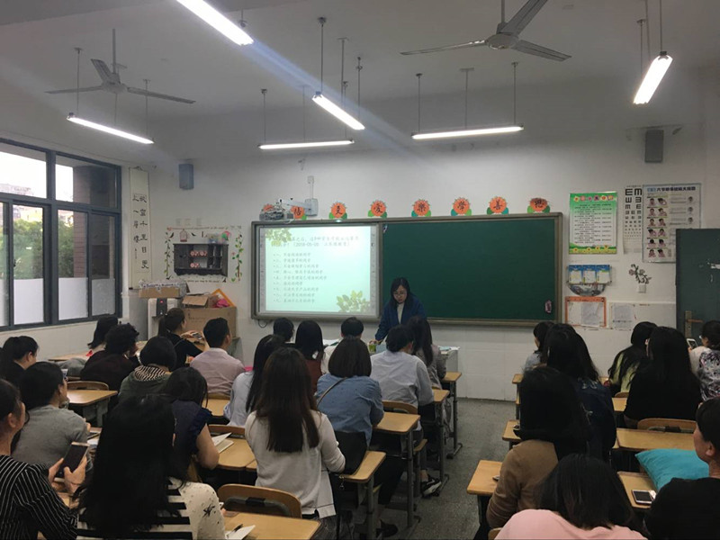 C:\Documents and Settings\Administrator\桌面\家长学校\家长学校一\4_副本.jpg
