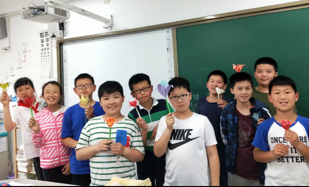 C:\Users\huxue\Desktop\图片2.png