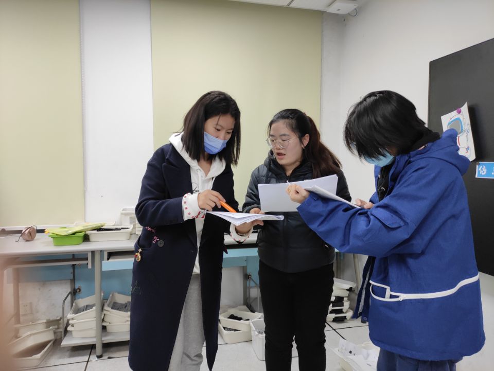 备课组活动3.jpg